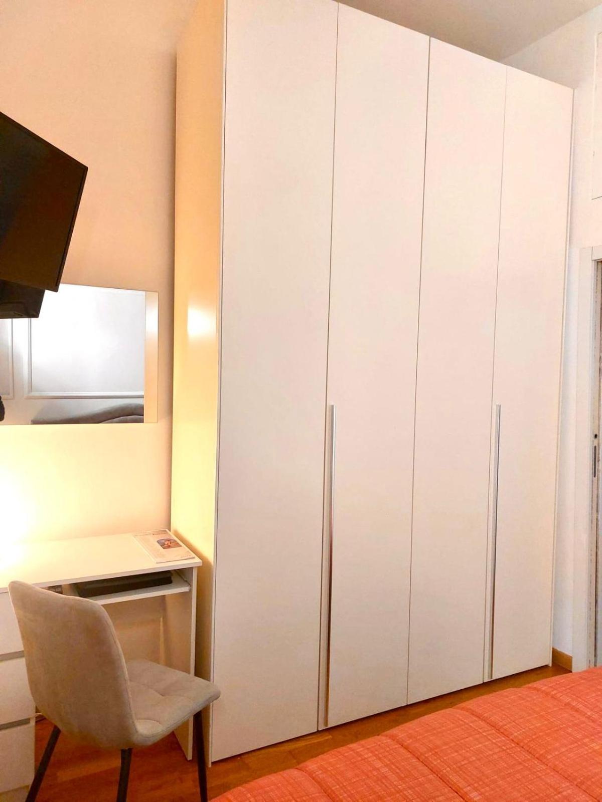 House P&A Milano Centro Apartment Luaran gambar